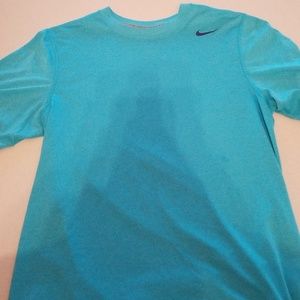 Nike DRI-Fit tshirt
